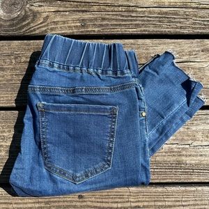 Amaryllis jeans with stretchy waistband
